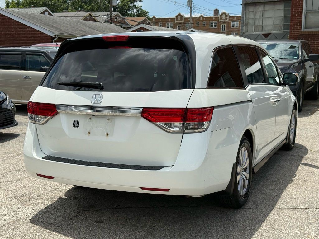 2014 Honda Odyssey Image 4