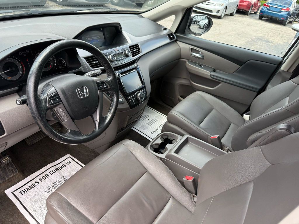 2014 Honda Odyssey Image 12