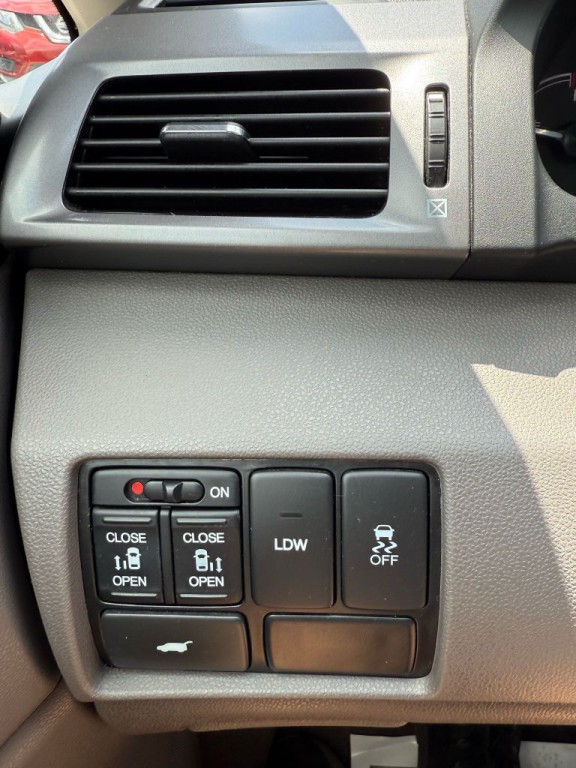 2014 Honda Odyssey Image 15
