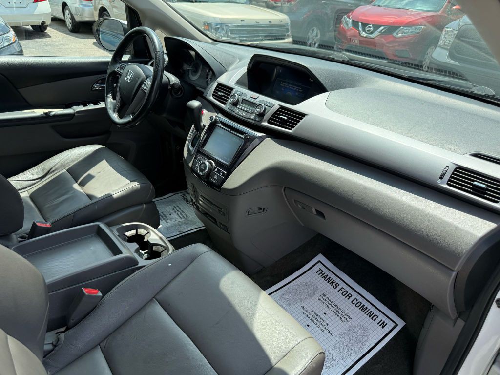 2014 Honda Odyssey Image 19
