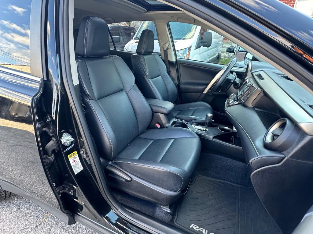 2013 Toyota Rav4 Image 12
