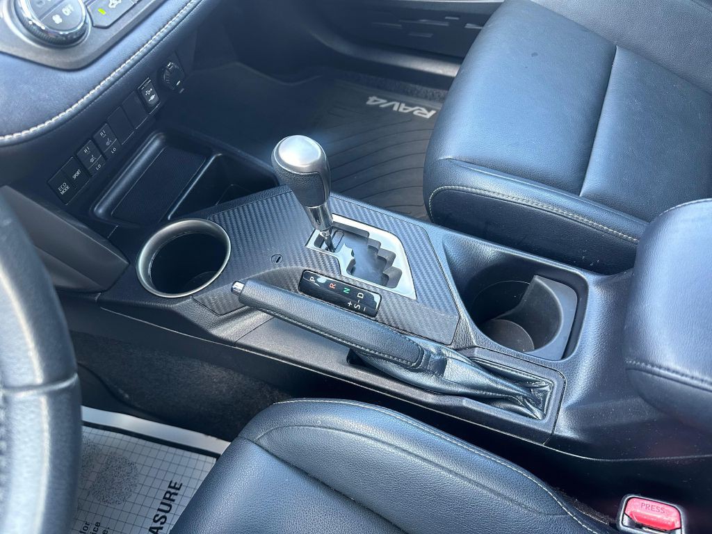 2013 Toyota Rav4 Image 20