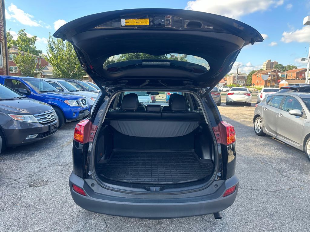 2013 Toyota Rav4 Image 24