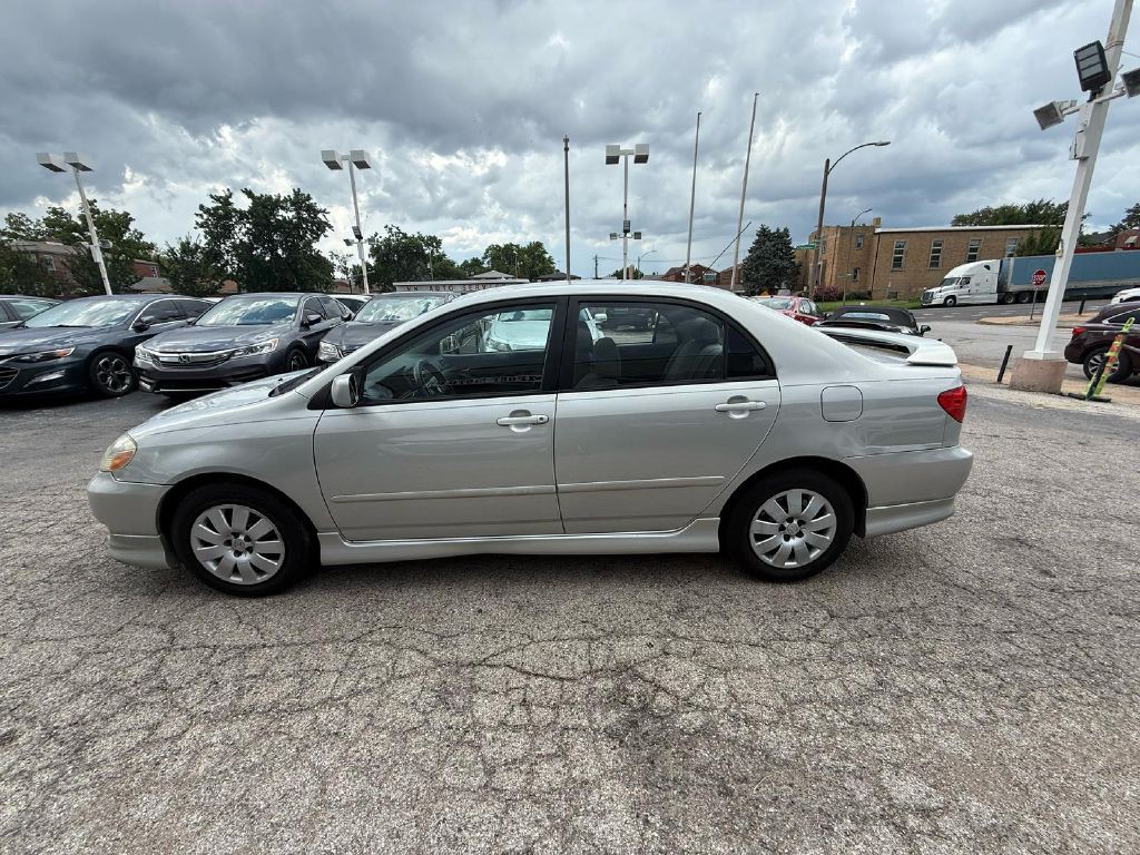 2004 Toyota Corolla Image 4
