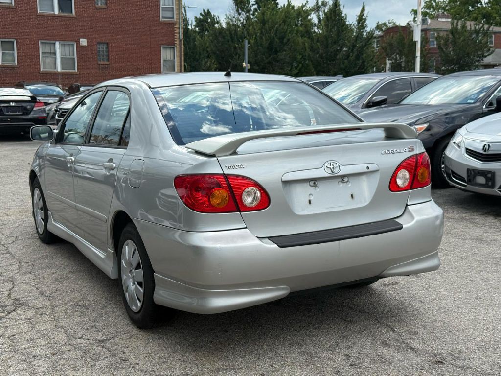 2004 Toyota Corolla Image 8
