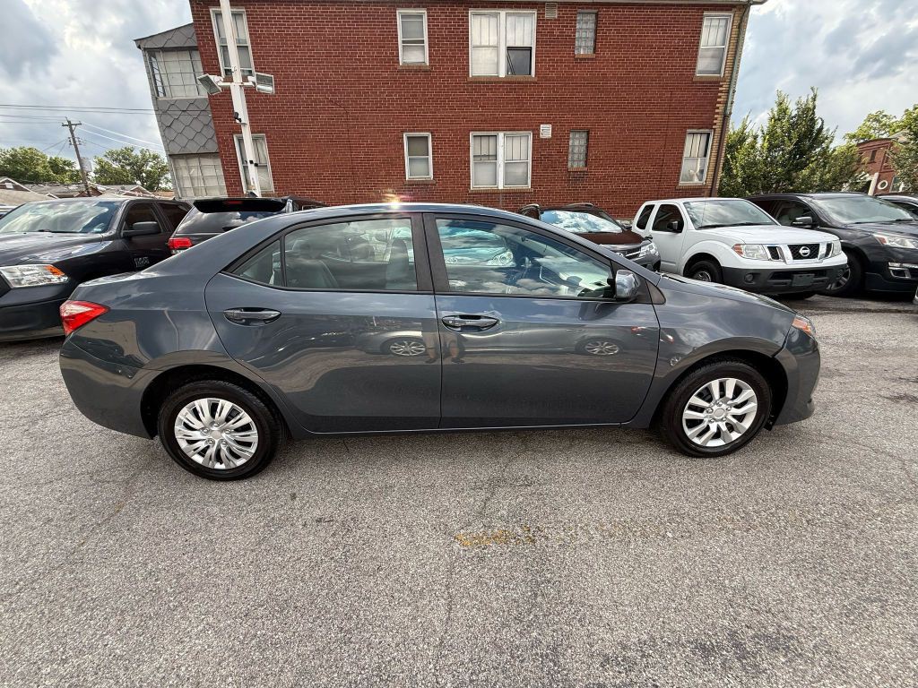 2017 Toyota Corolla Image 4