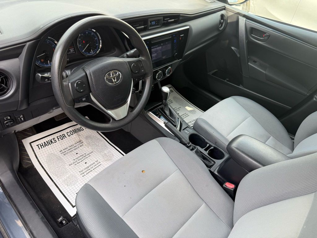 2017 Toyota Corolla Image 10