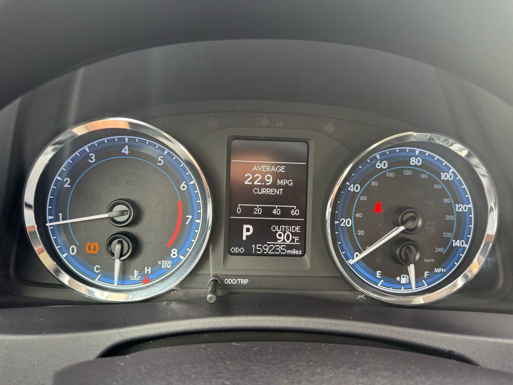 2017 Toyota Corolla Image 15