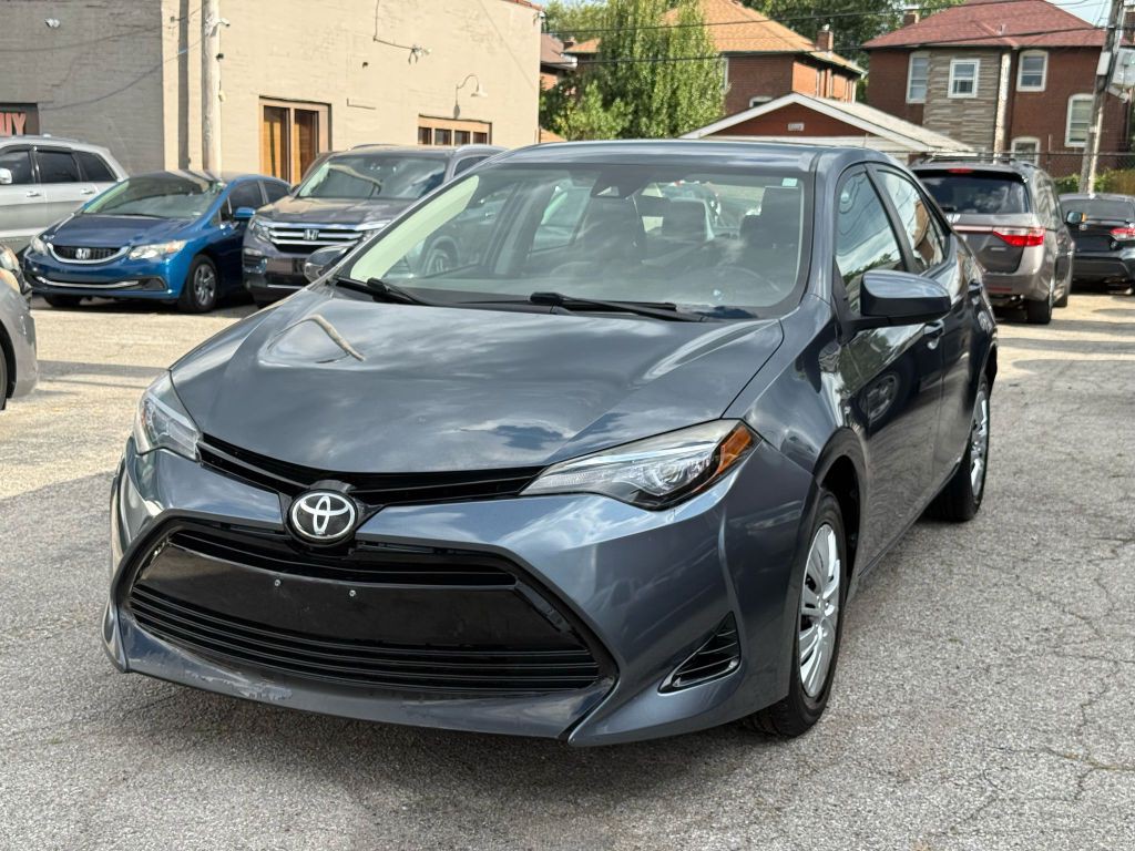 2017 Toyota Corolla Image 1
