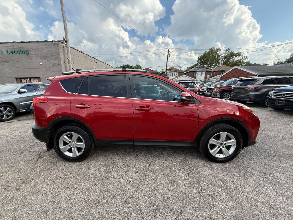 2013 Toyota Rav4 Image 4
