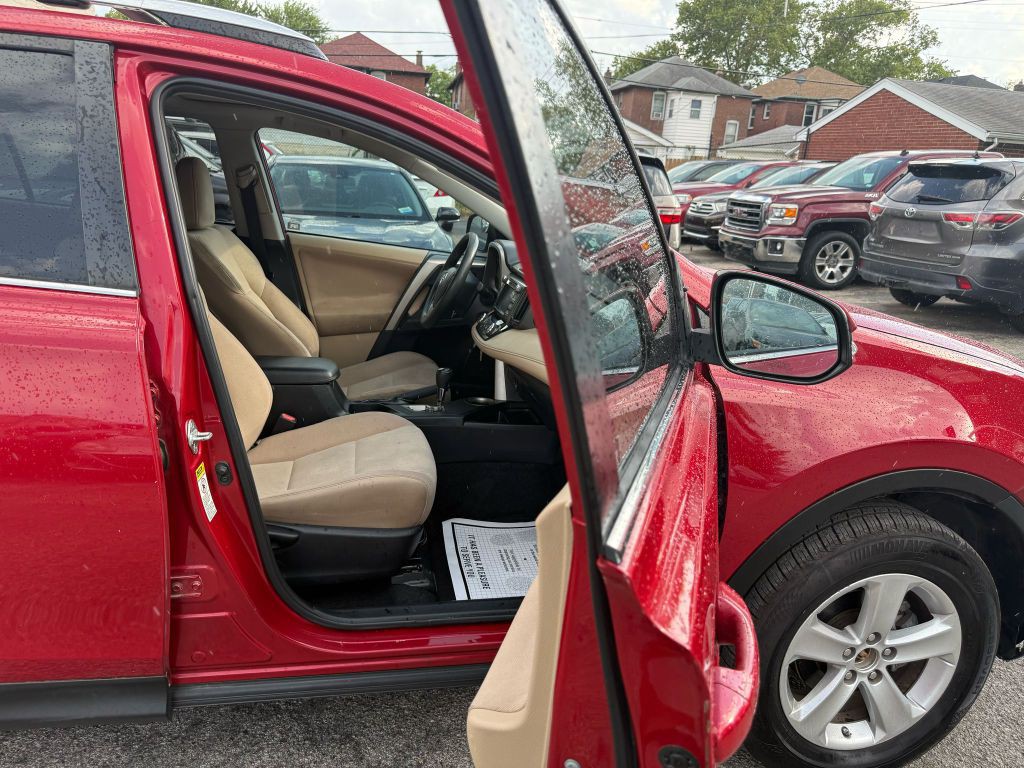 2013 Toyota Rav4 Image 12
