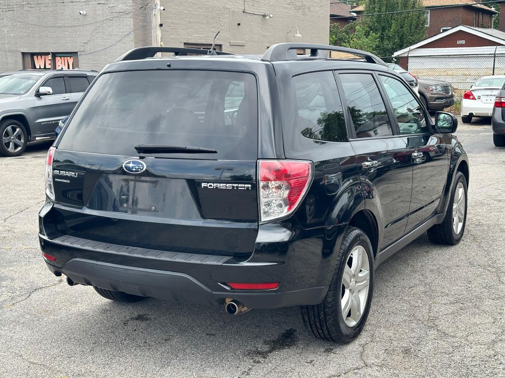 2010 Subaru Forester Image 8