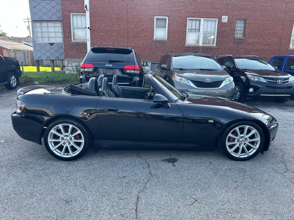 2003 Honda S2000 Image 4
