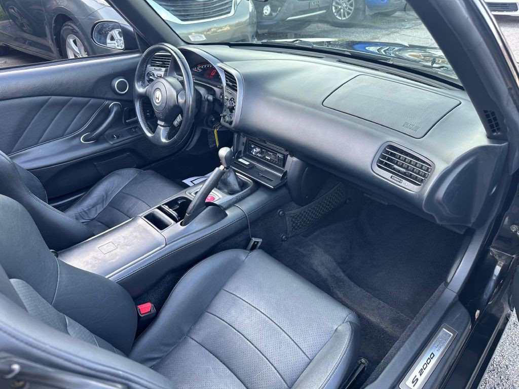 2003 Honda S2000 Image 22