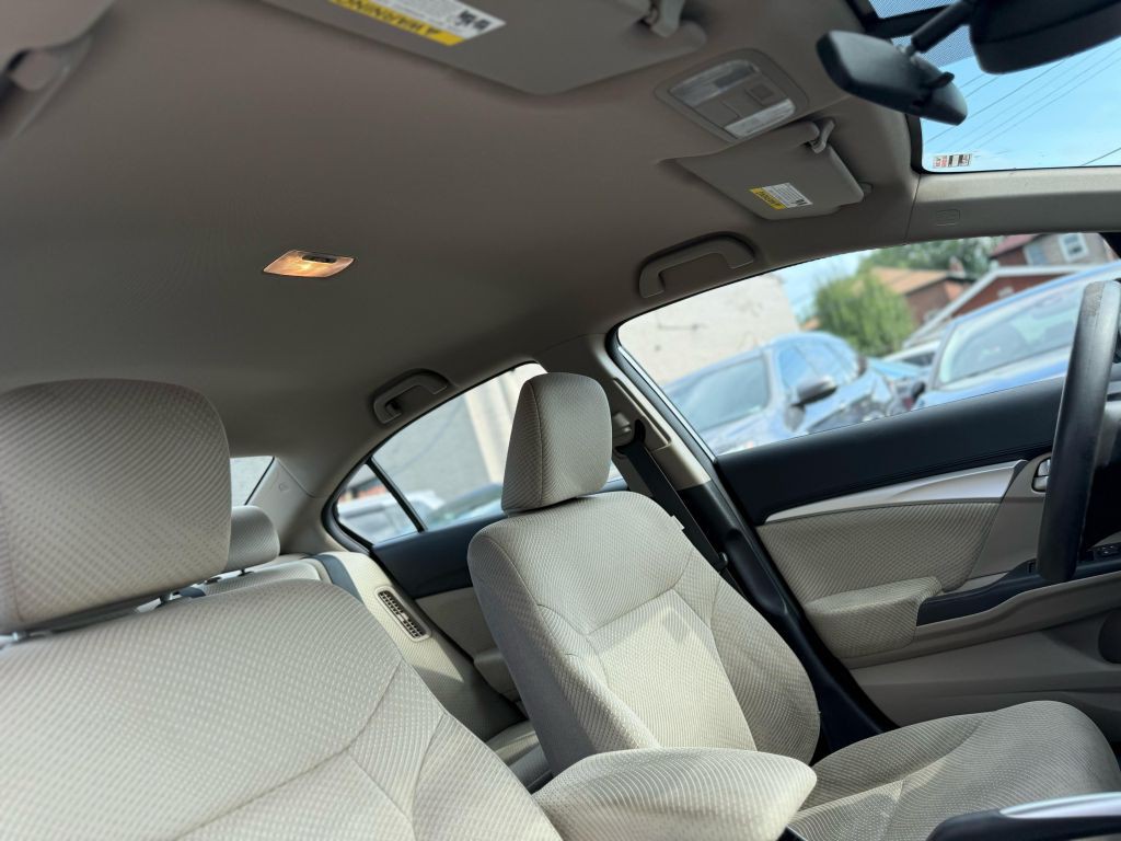 2013 Honda Civic Image 21