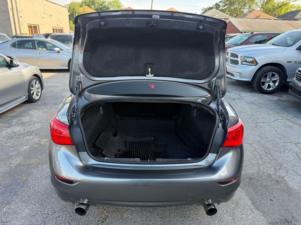 2017 INFINITI Q50 Image 8