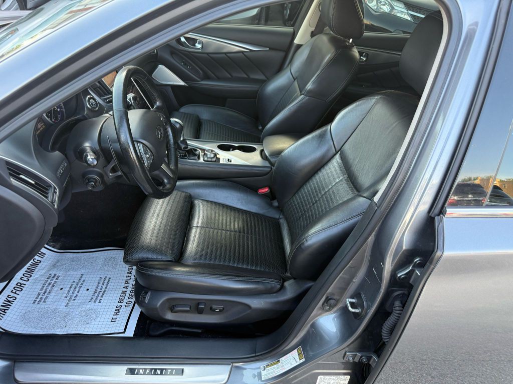 2017 INFINITI Q50 Image 10