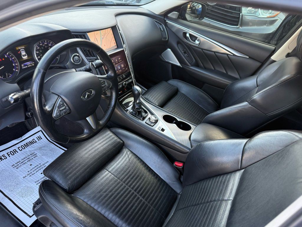 2017 INFINITI Q50 Image 11