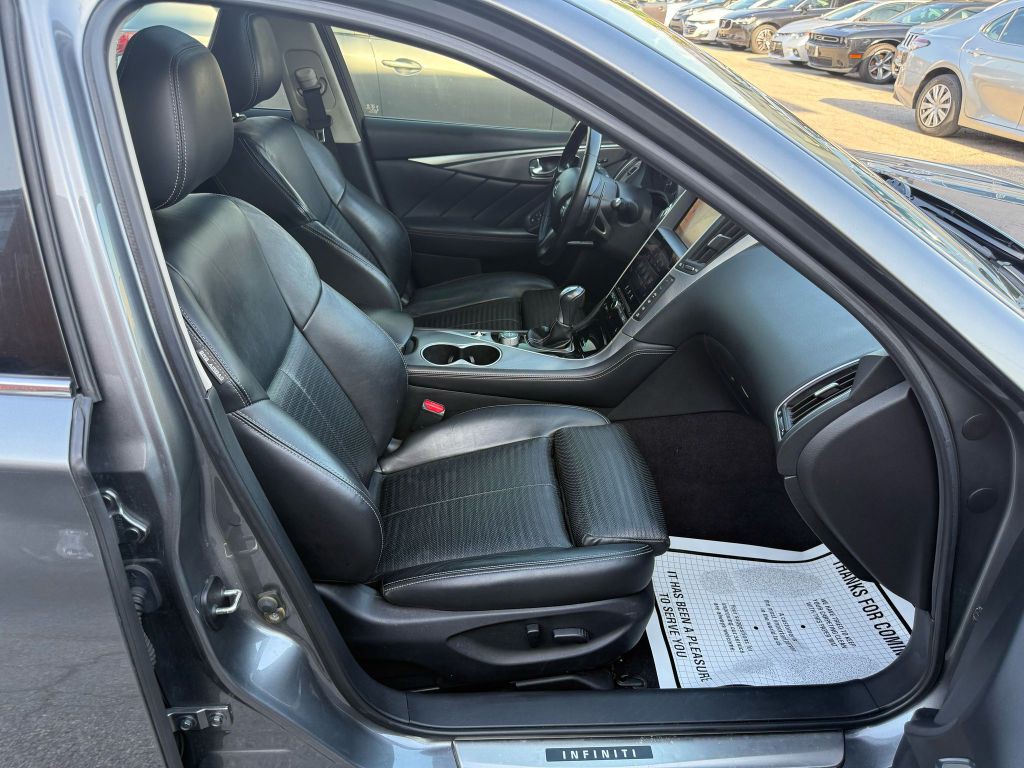 2017 INFINITI Q50 Image 13