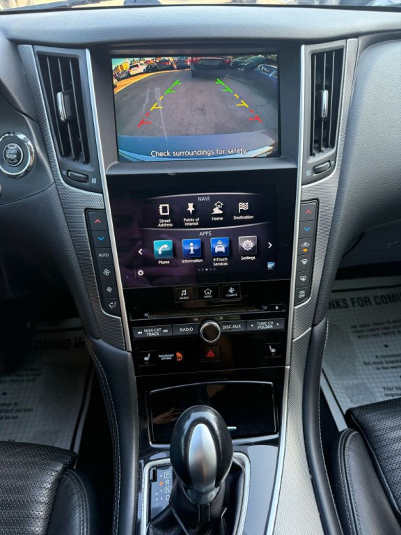 2017 INFINITI Q50 Image 17