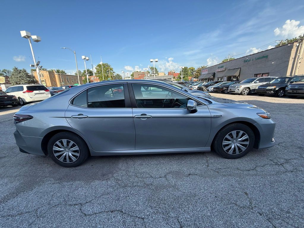 2021 Toyota Camry Image 4