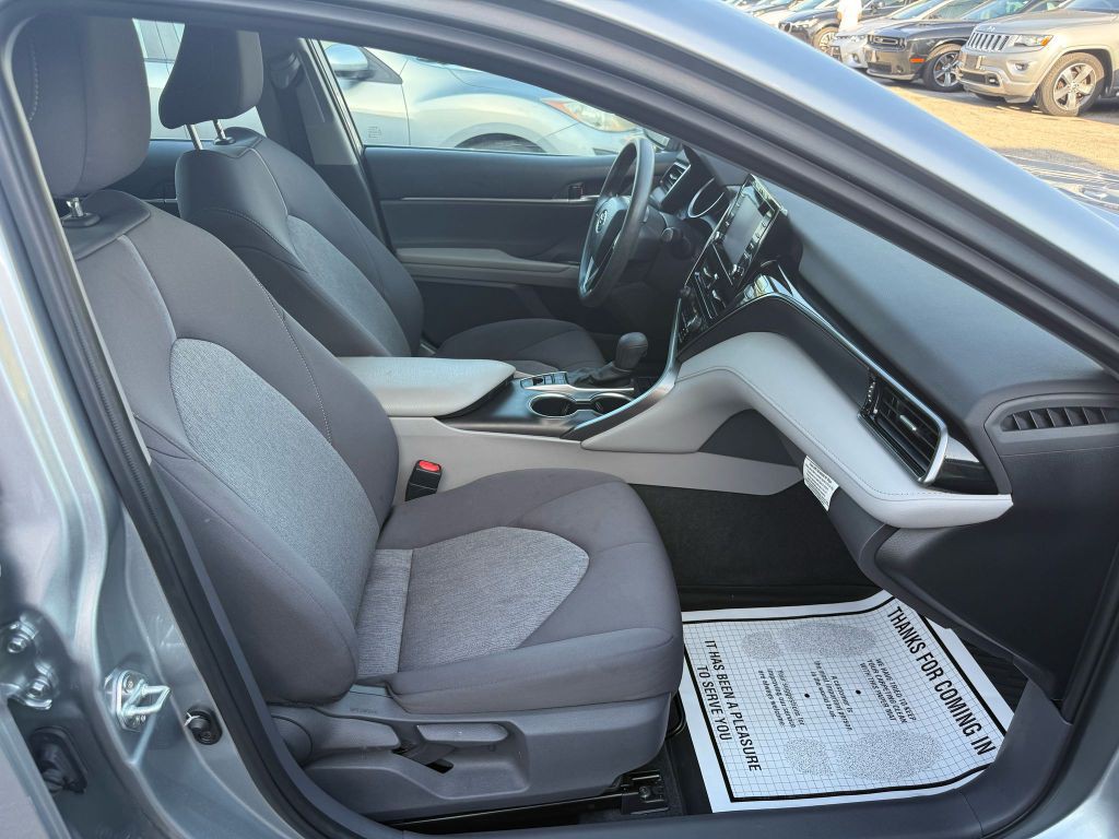 2021 Toyota Camry Image 13