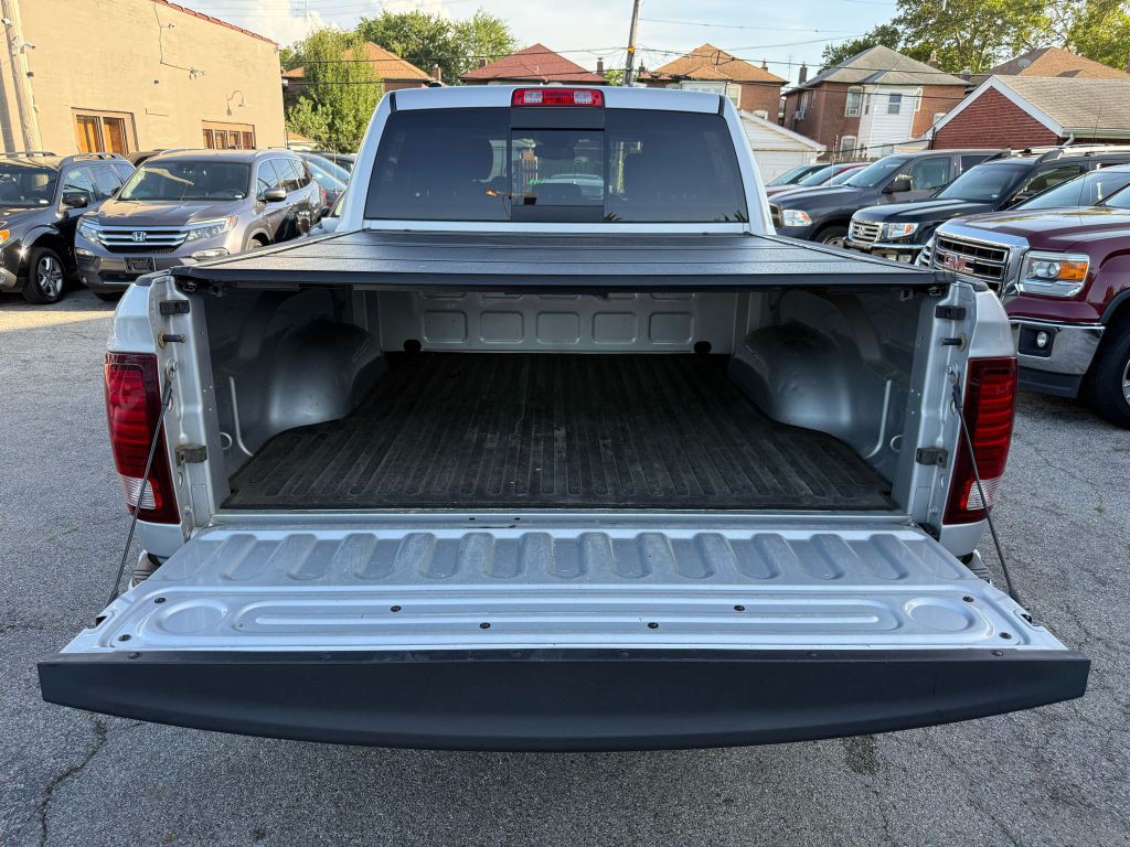 2014 RAM 1500 Image 9