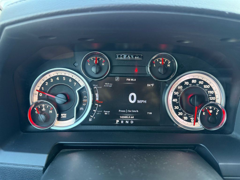 2014 RAM 1500 Image 10
