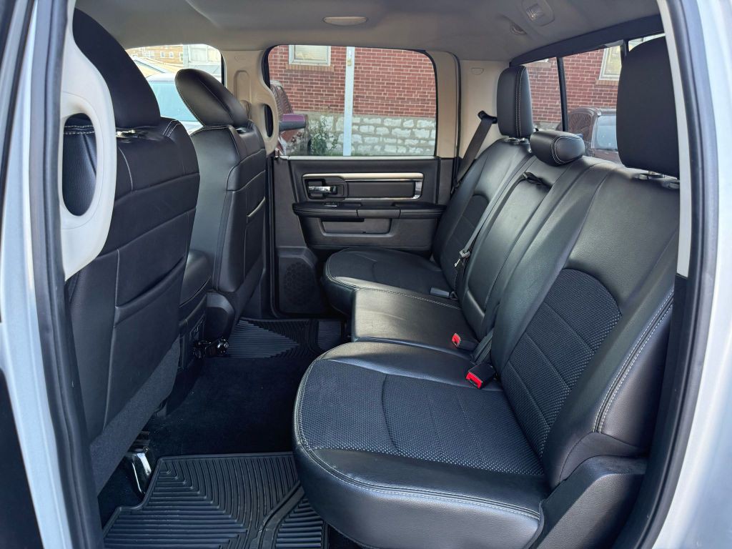 2014 RAM 1500 Image 11
