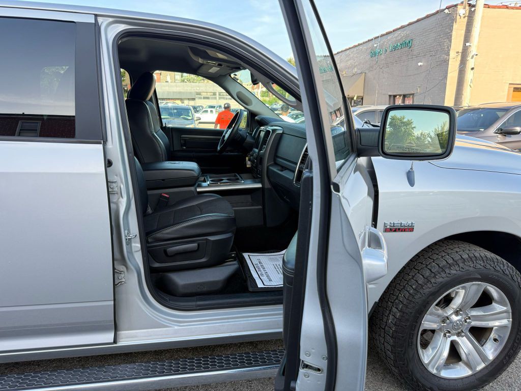 2014 RAM 1500 Image 14