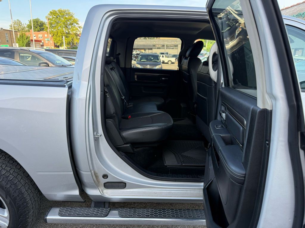 2014 RAM 1500 Image 16