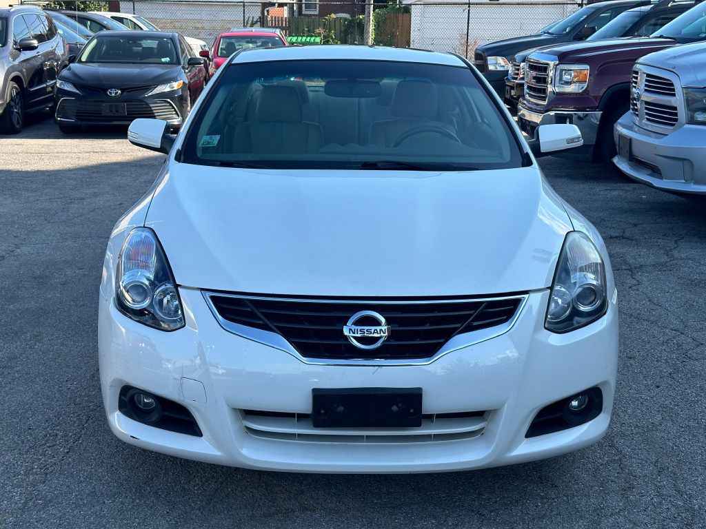 2012 Nissan Altima Image 2