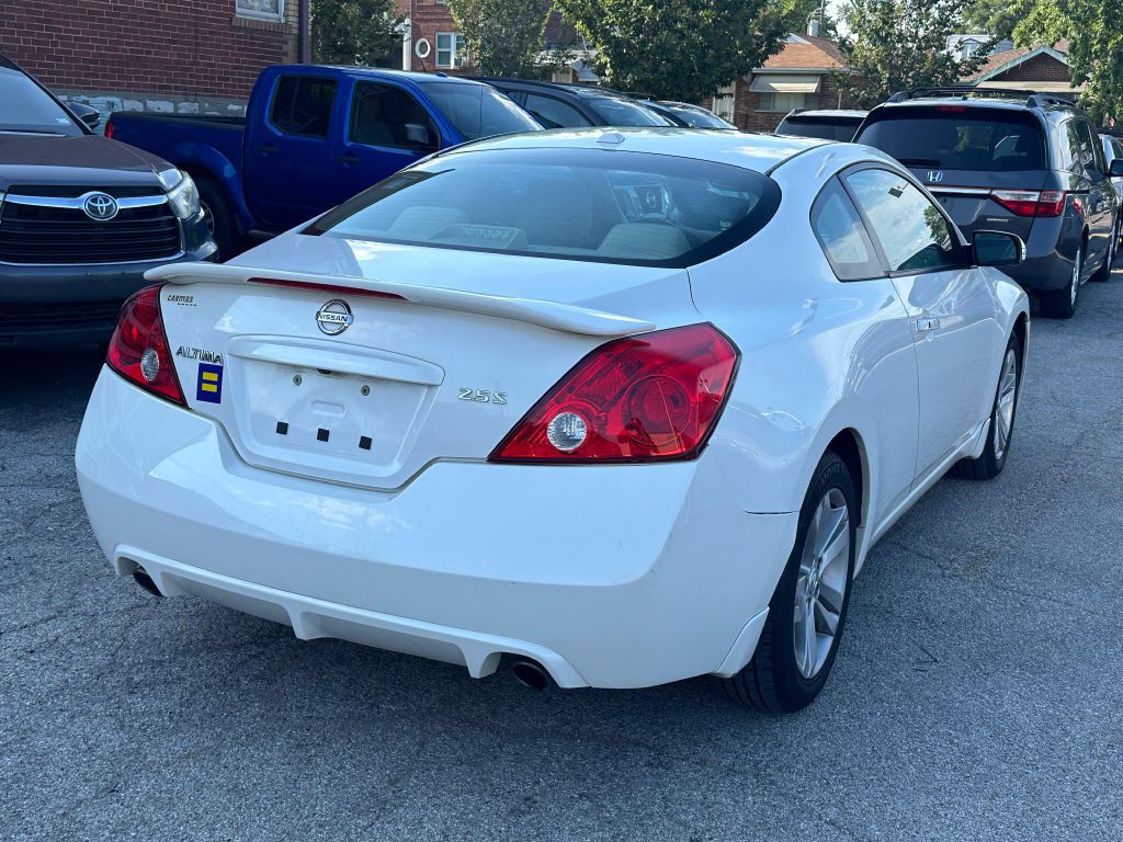 2012 Nissan Altima Image 8