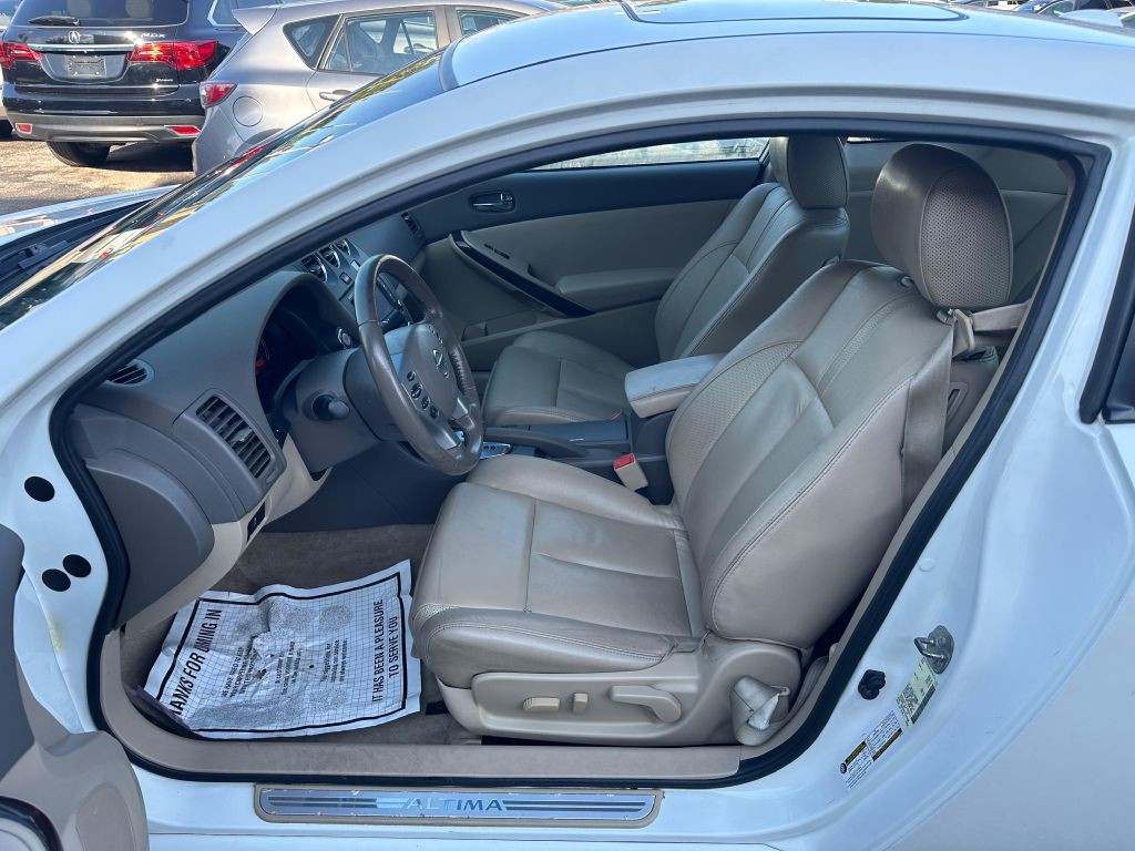 2012 Nissan Altima Image 11