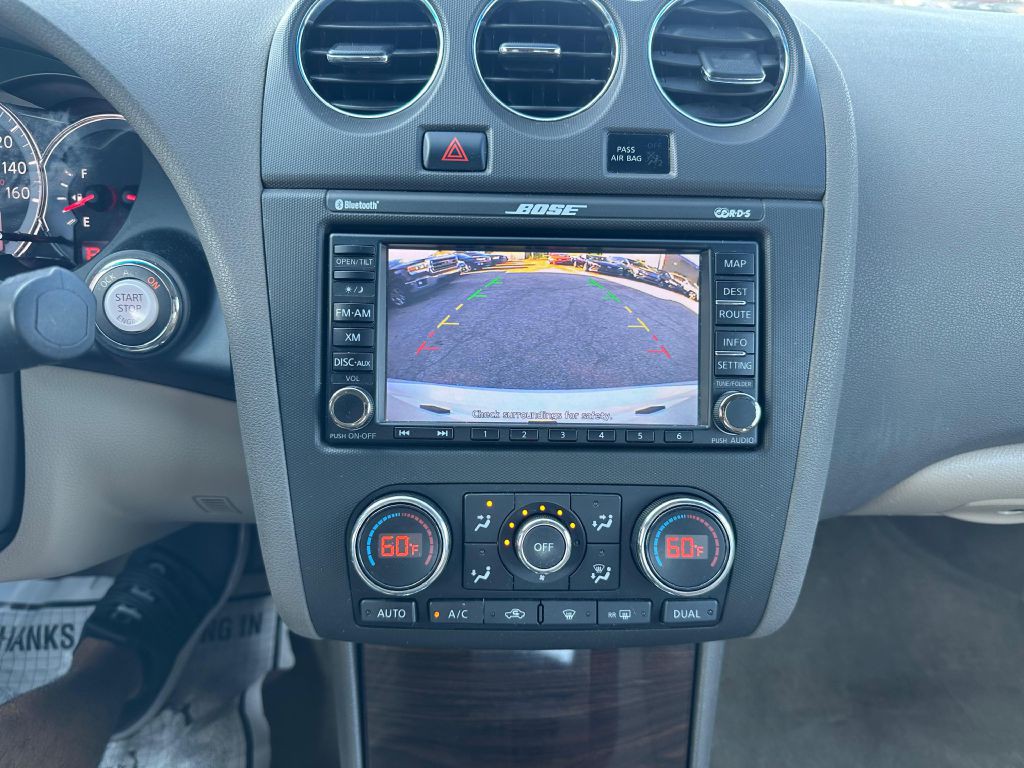 2012 Nissan Altima Image 18