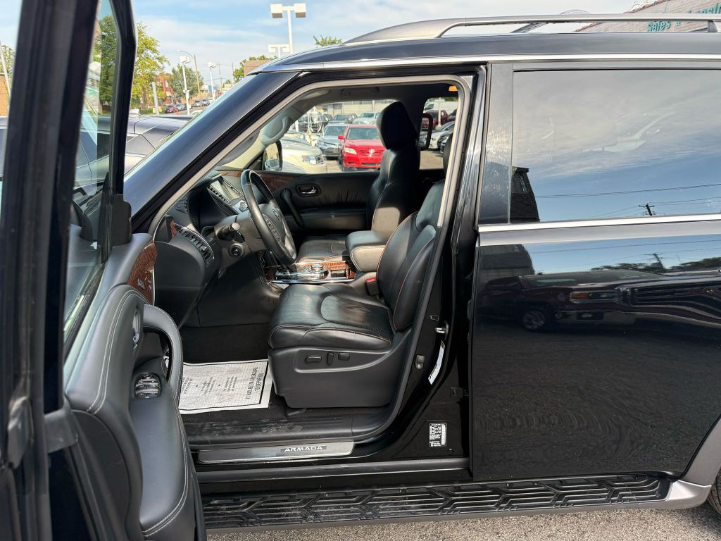 2017 Nissan Armada Image 10
