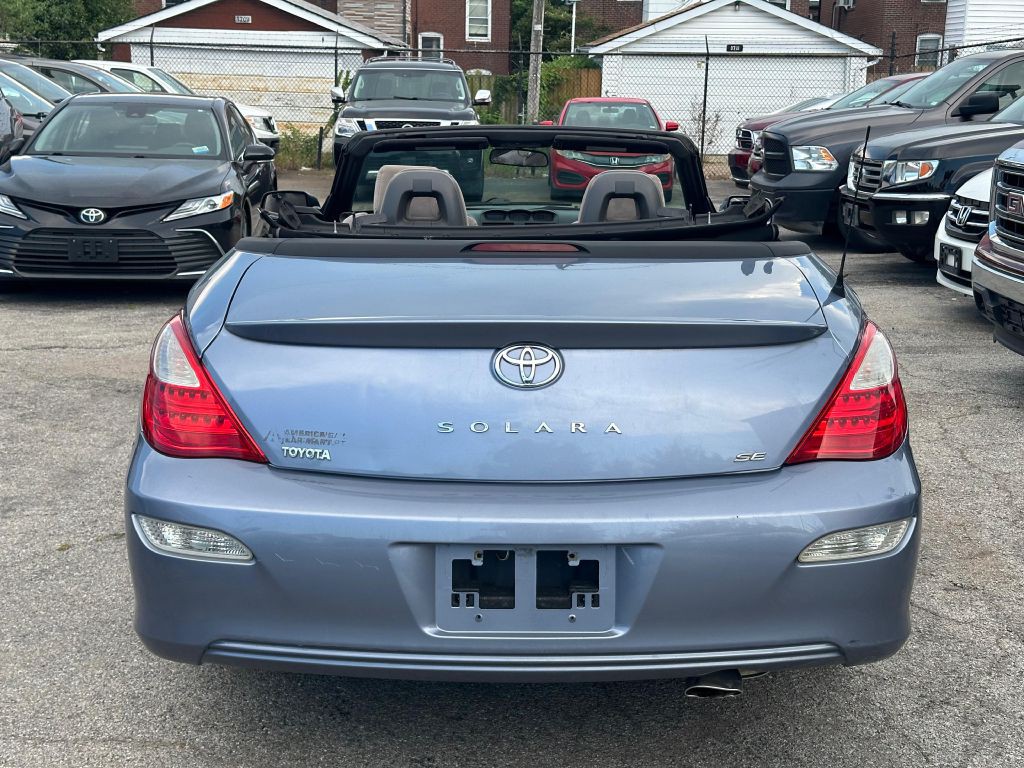 2008 Toyota Camry Image 6