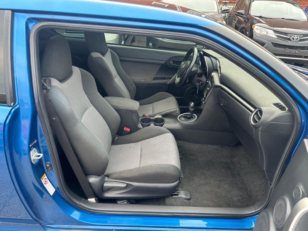 2014 Scion tC Image 13