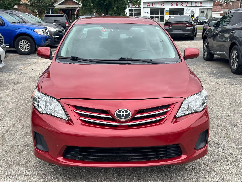 2013 Toyota Corolla Image 2