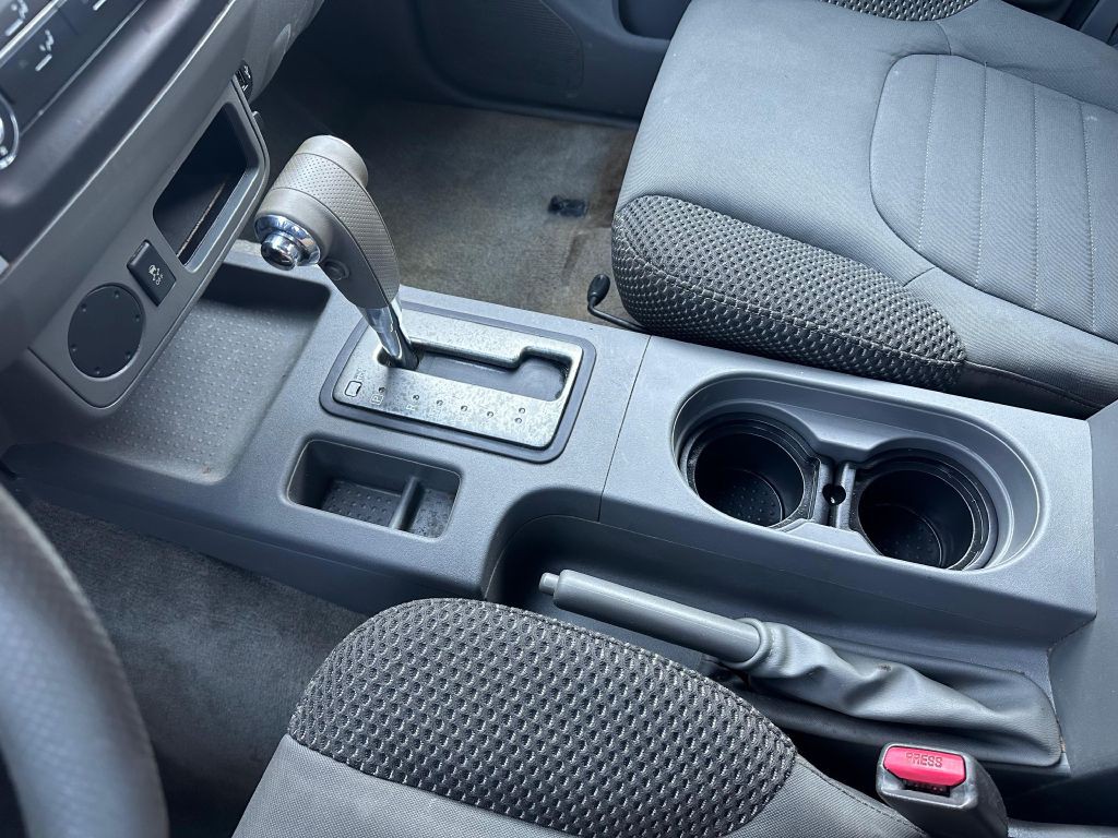 2017 Nissan Frontier Image 17
