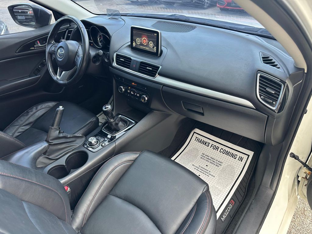 2015 Mazda Mazda3 Image 13