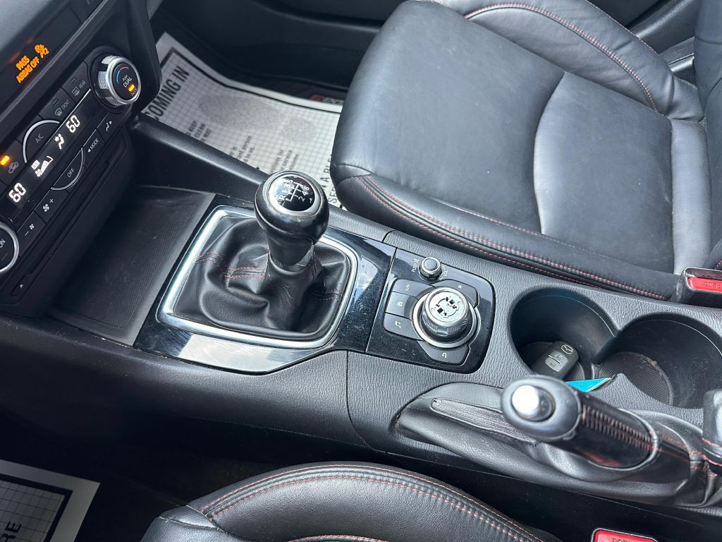 2015 Mazda Mazda3 Image 18