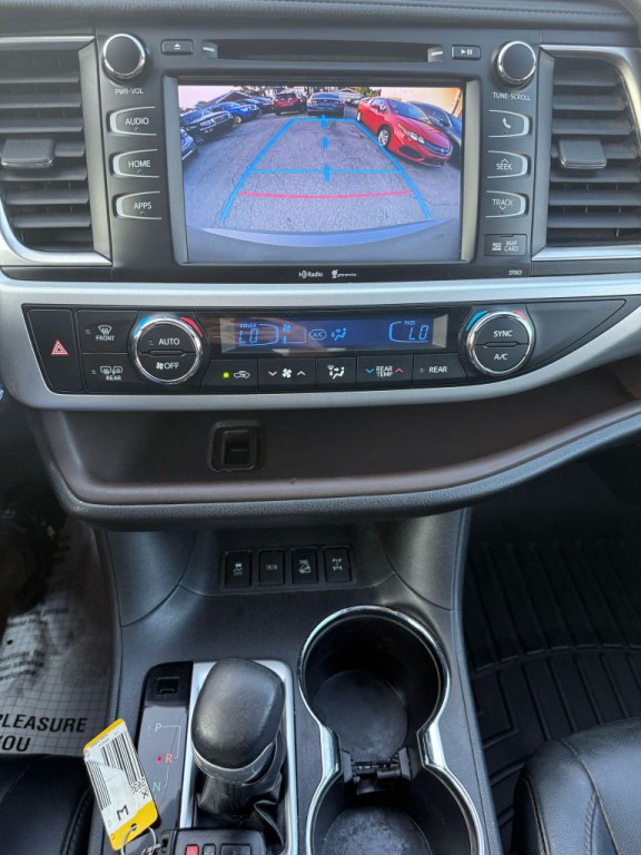 2014 Toyota Highlander Image 15
