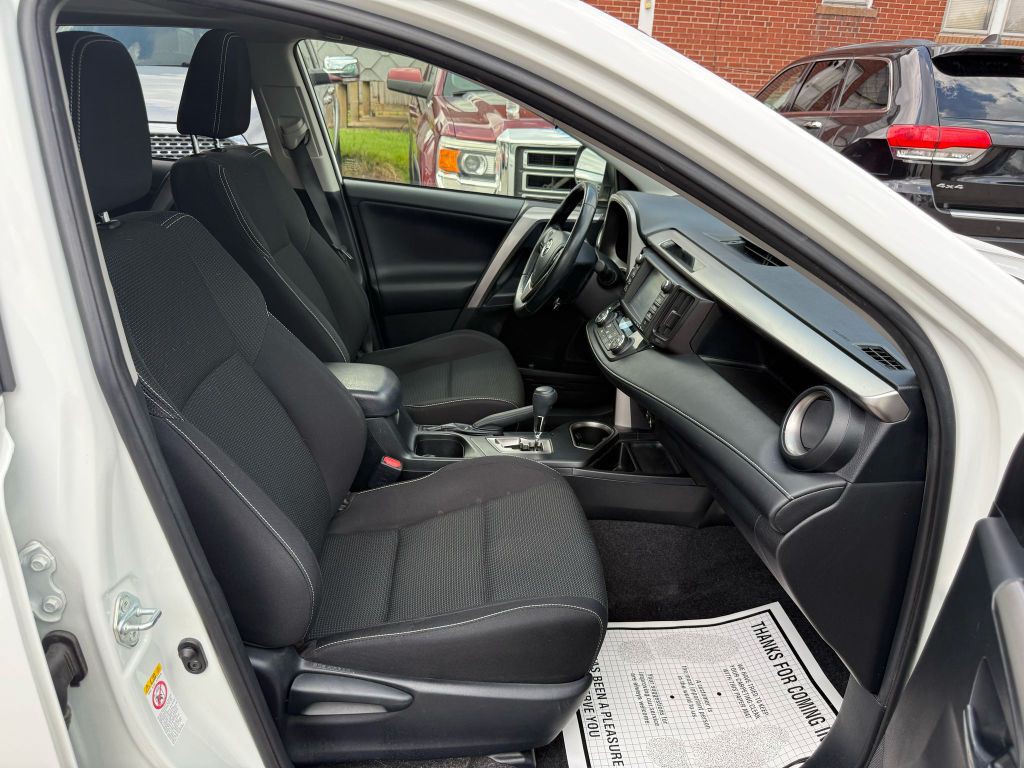 2018 Toyota Rav4 Image 19