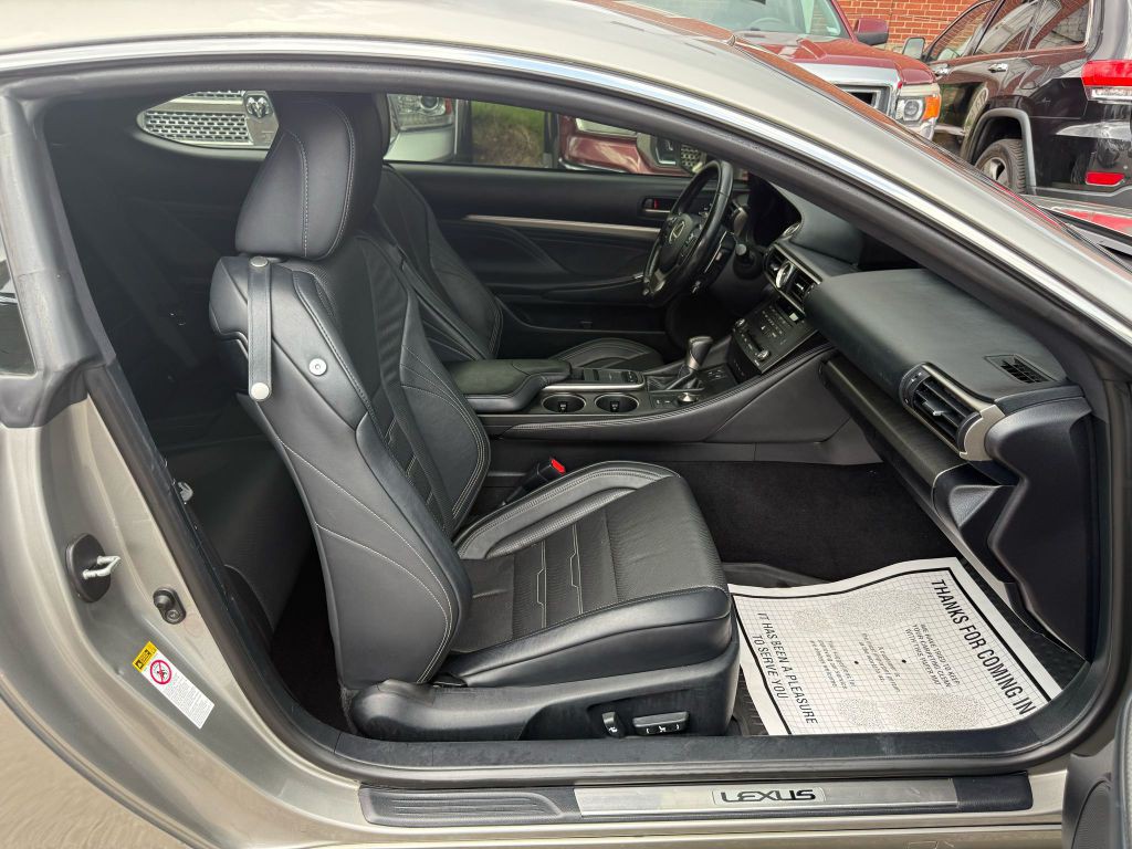 2016 Lexus RC Image 17