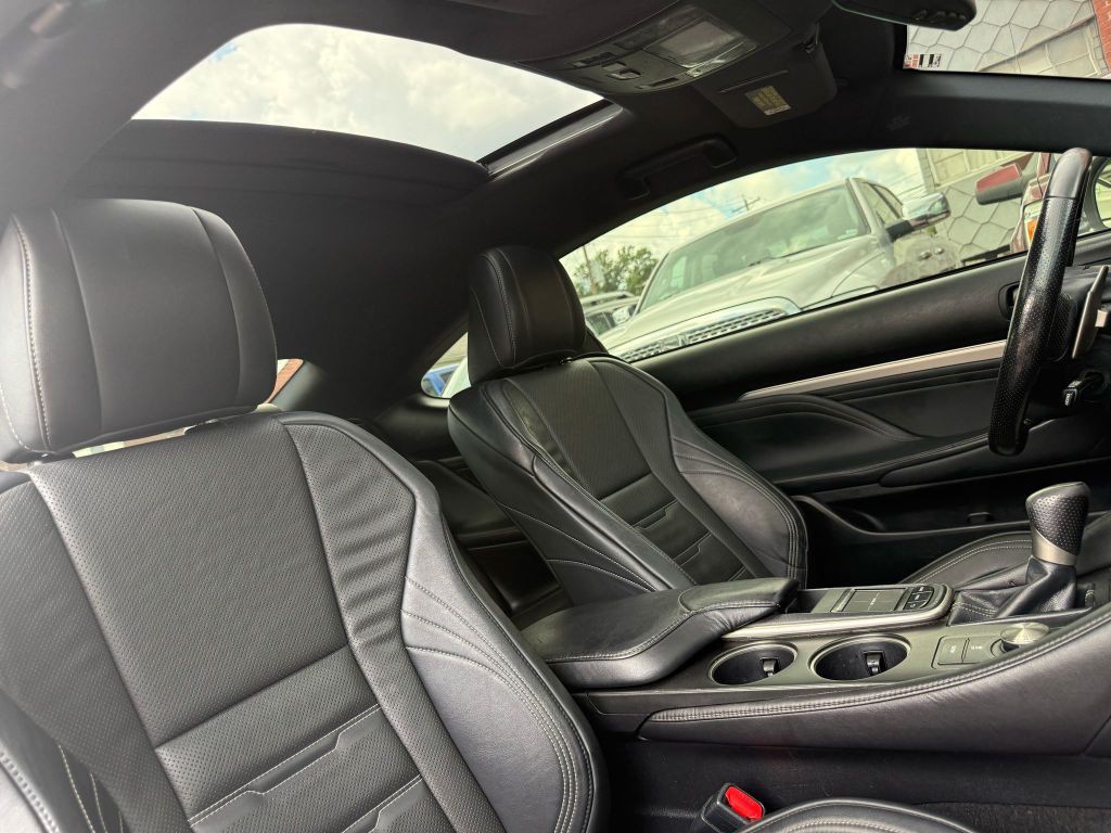 2016 Lexus RC Image 20