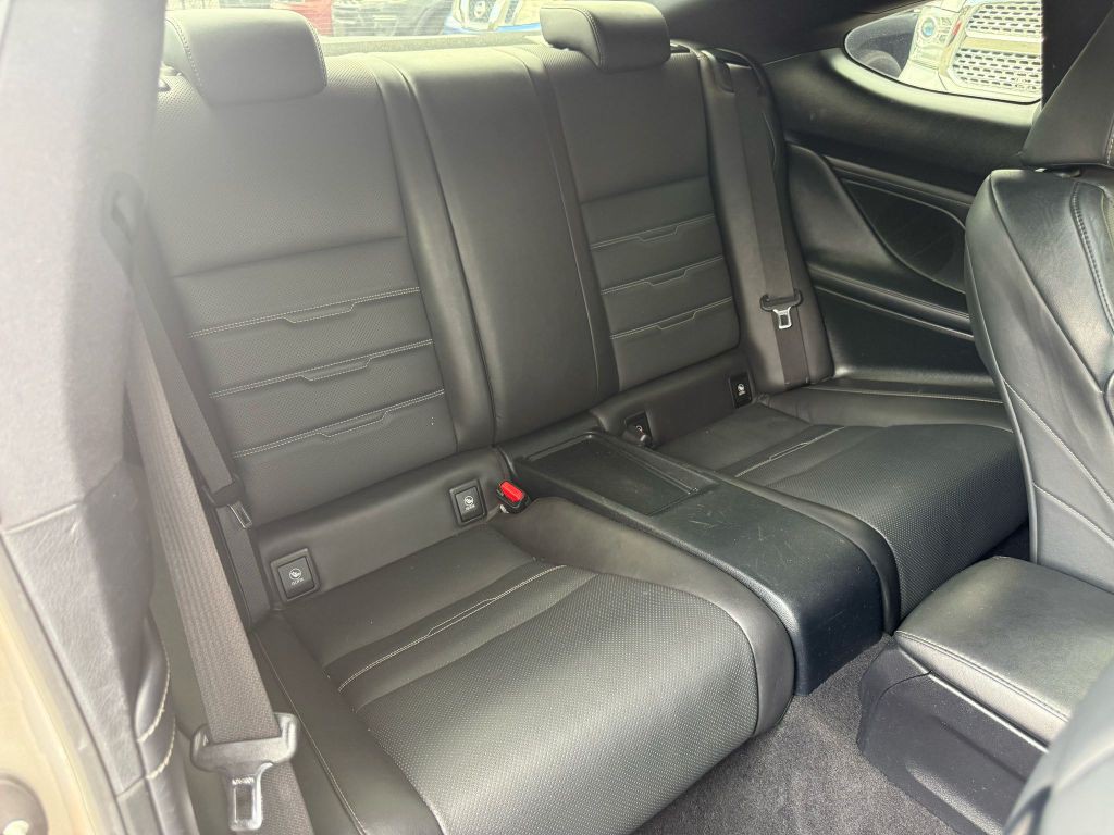 2016 Lexus RC Image 22