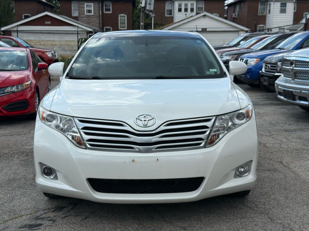 2009 Toyota Venza Image 2