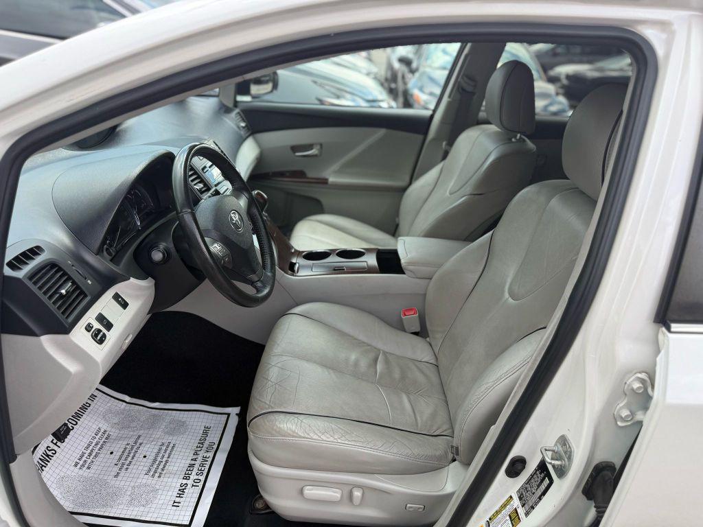 2009 Toyota Venza Image 12