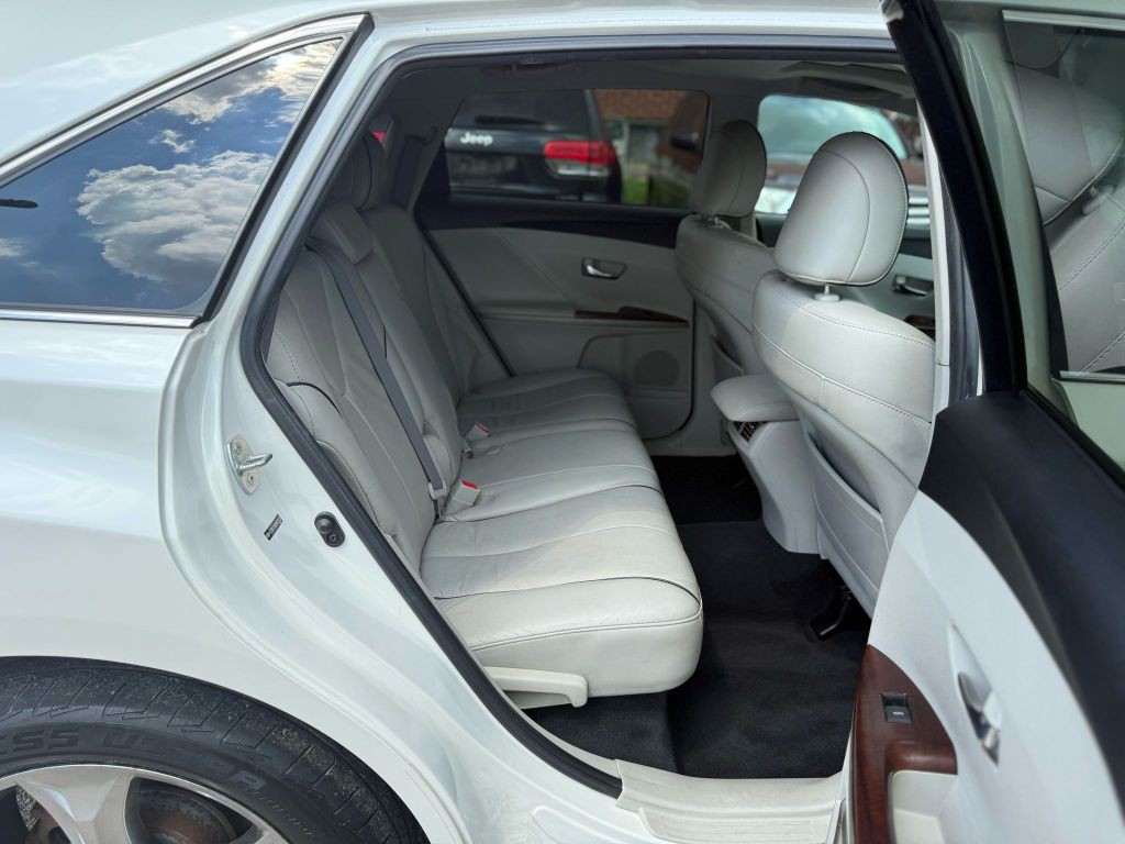 2009 Toyota Venza Image 21
